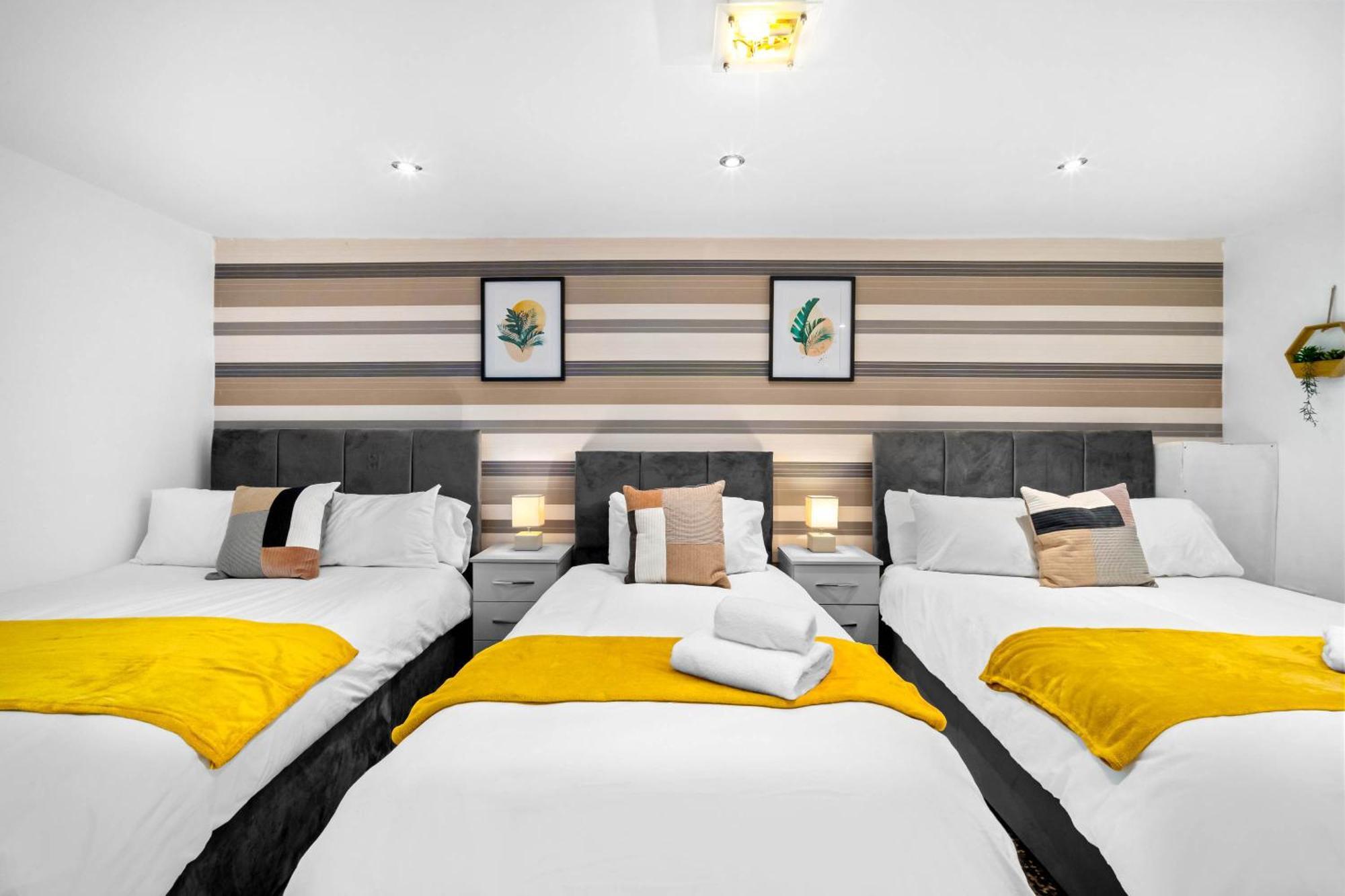 Modern 18 Guest Large Home In Solihull - Near Nec, Jlr, Hs2 And Bhx Birmingham Exterior foto