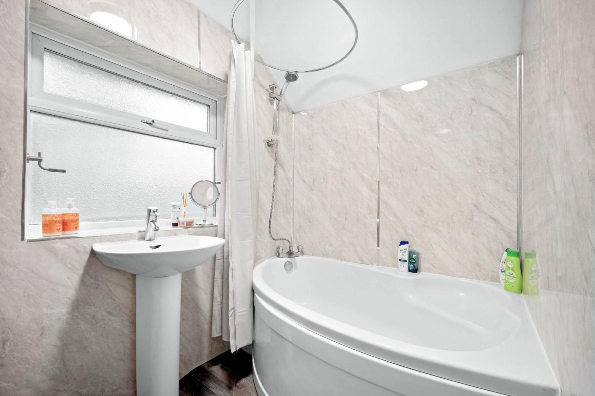 Modern 18 Guest Large Home In Solihull - Near Nec, Jlr, Hs2 And Bhx Birmingham Exterior foto